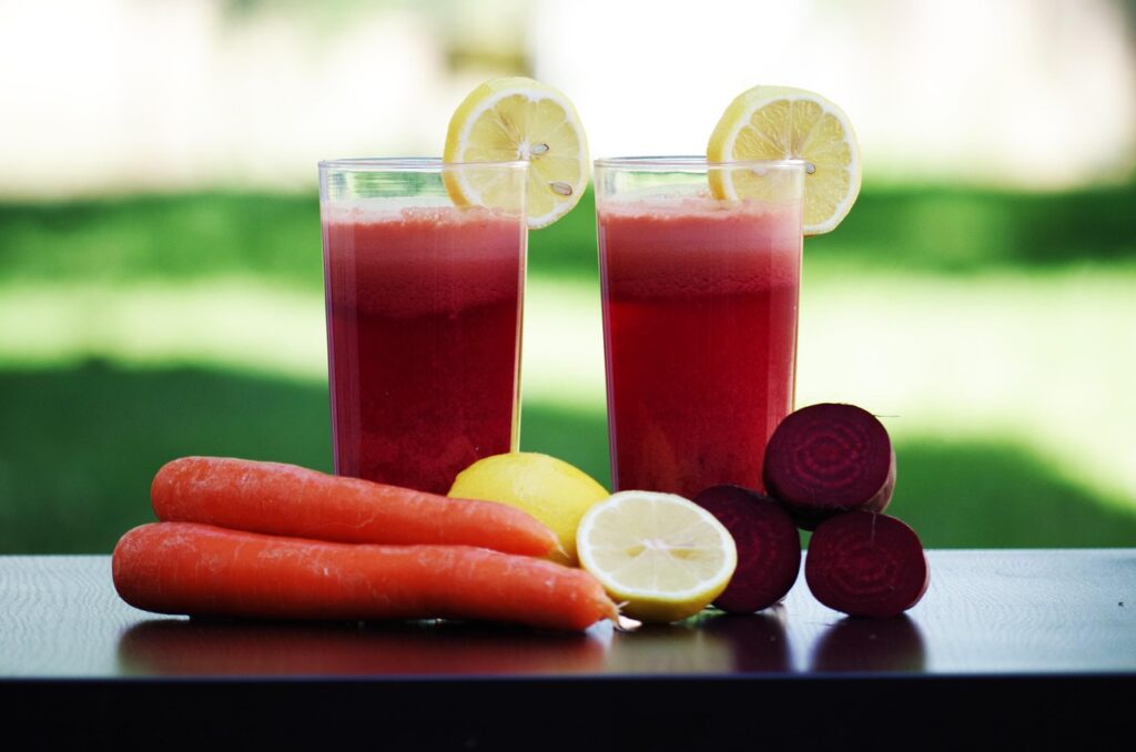Smoothie recipes for kids with tasty blends at ThrivingTots"